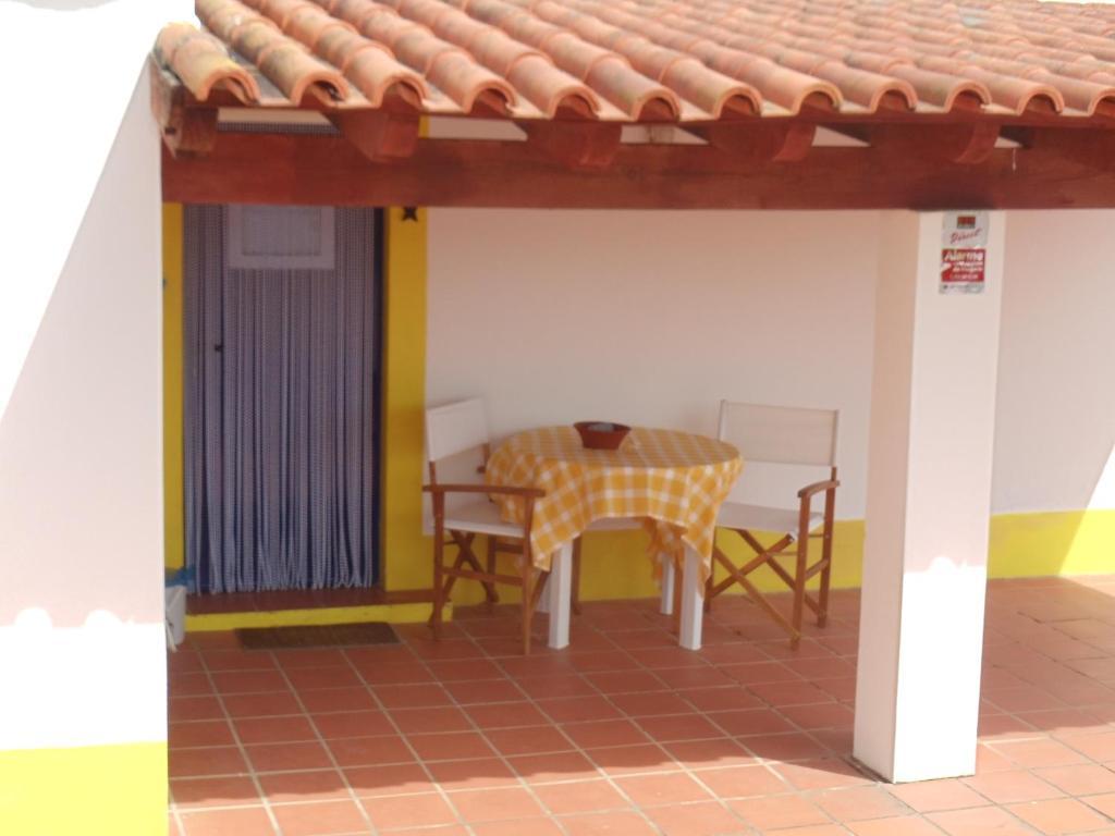 Casal Novo Hostal São Martinho do Porto Habitación foto